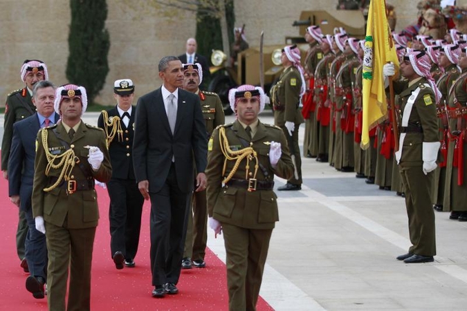 B. Obama žada Jordanijai 200 mln. dolerių Sirijos pabėgėliams padėti