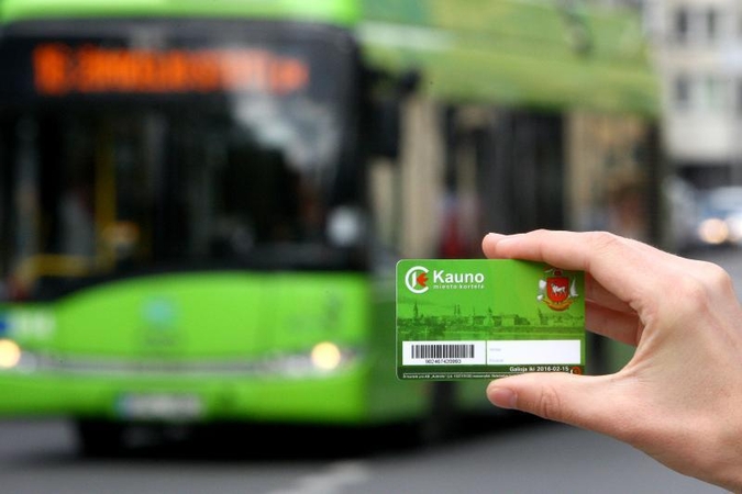 Metinis transporto bilietas už 840 litų – nuo kovo mėnesio
