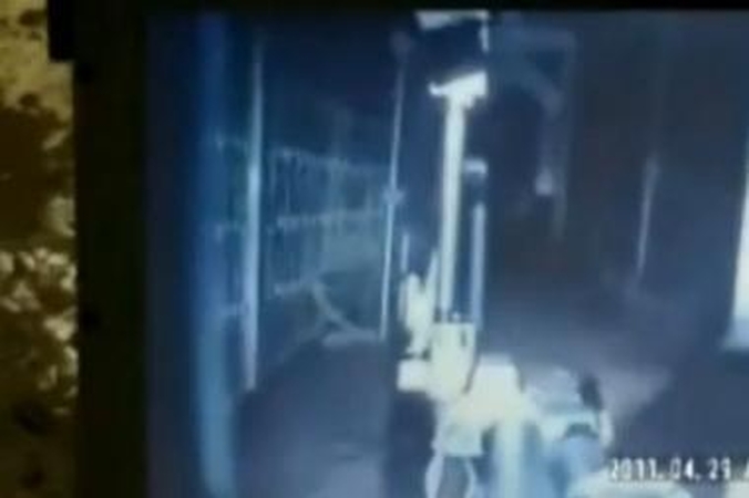 Vaizdo įrašas iš pirmojo Fukušimos atominės elektrinės reaktoriaus