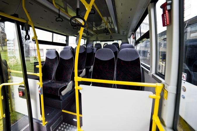 Neapolyje „zuikiai“ muša autobusų vairuotojus ir kontrolierius