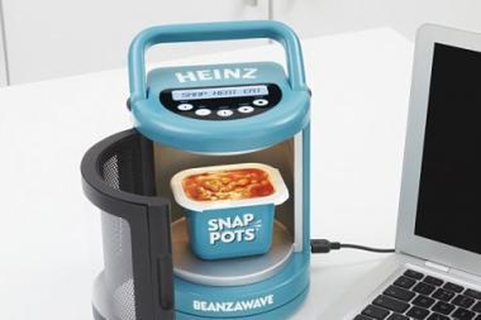 Mikrobangų krosnelė per USB
