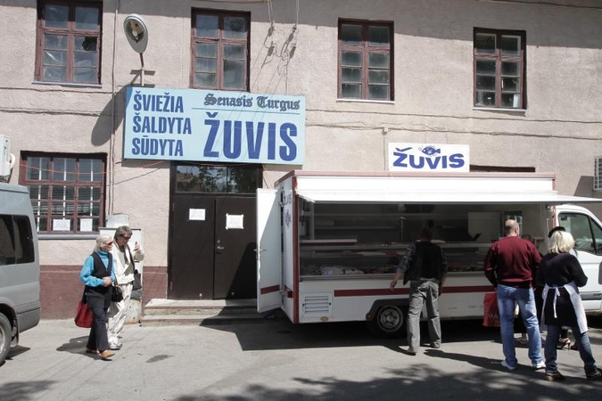 Senojo turgaus žuvų paviljonas uždarytas remontui