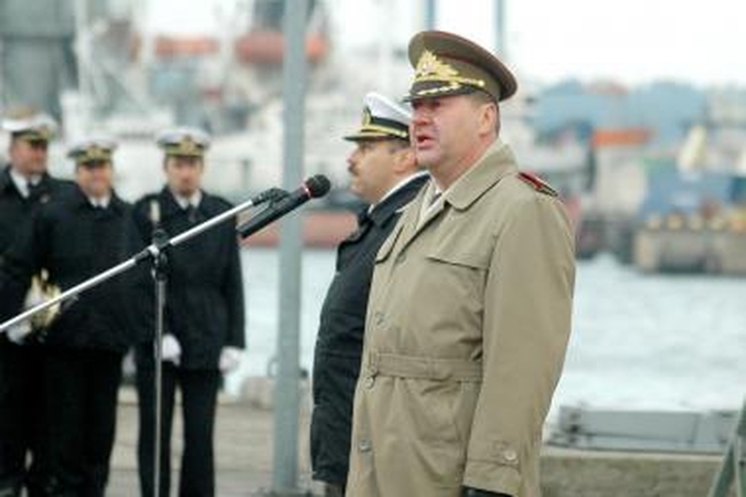 Briuselyje - NATO šalių kariškių pasitarimas