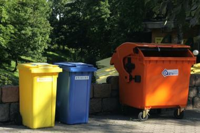 Pagrindinėse Palangos gatvėse – daugiau šiukšliadėžių