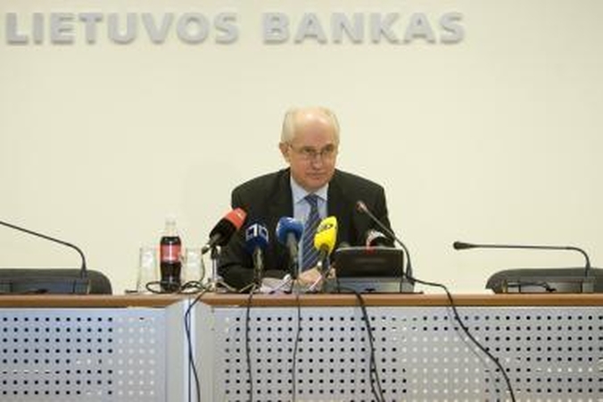Specialistai ramina - litas nebus devalvuotas 