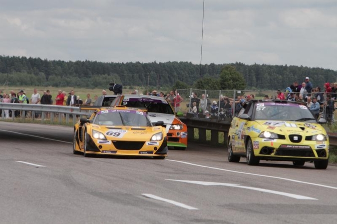 "1000 km lenktynes" po trejų metų pertraukos vėl laimėjo lietuviai