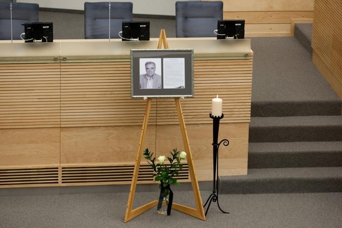 Artimieji ir bendražygiai atsisveikina su J. Veselka