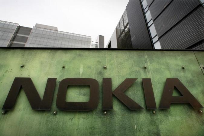 Teigiama, jog „Nokia“ pristatys „Windows RT“ planšetinį kompiuterį