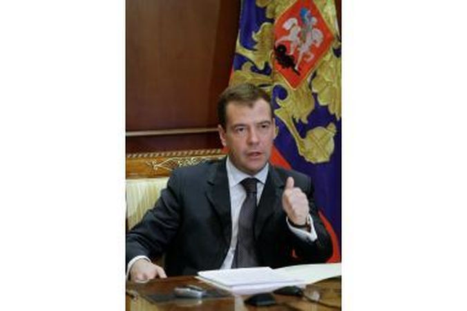 D.Medvedevo sudaryta komisija tirs istorijos klastojimo atvejus
