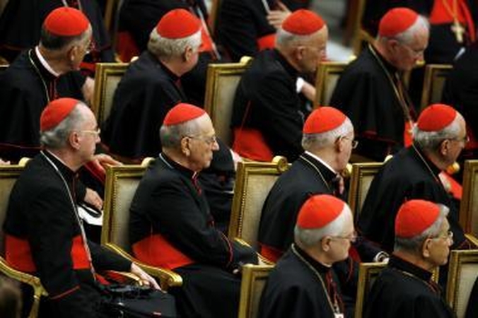 Seimo „krikščionis“ siūlo dalį gyventojų pajamų mokesčio atiduoti Bažnyčiai