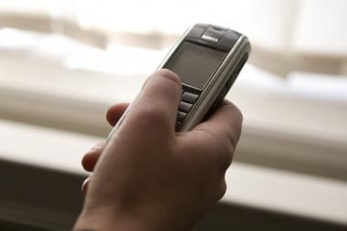 „Tele2“ perka mobiliojo ryšio operatorių Kazachstane