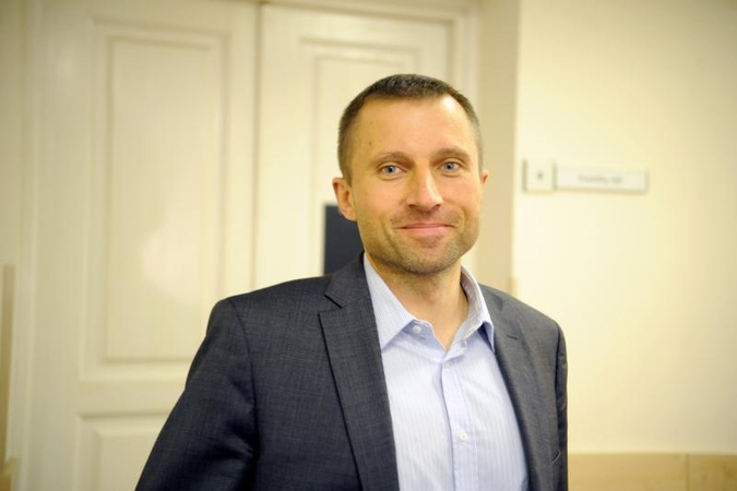 Buvęs FNTT vadovo pavaduotojas V. Giržadas tapo advokatu