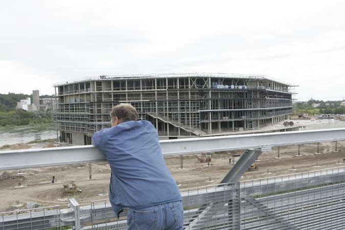Ar Vyriausybė skirs 20 mln. litų aikštelei prie Žalgirio arenos įrengti?