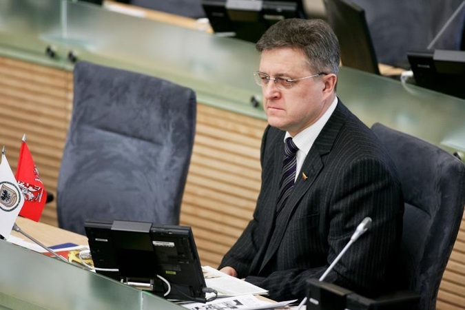 Seimo narys V.Valkiūnas parduoda verslą Latvijoje