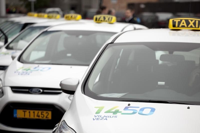 Vilnius neilgai vežė: taksi automobilių liks tik keletas?