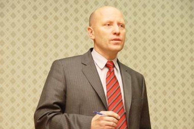 R.Palaitis – prieš ministerijos autoūkio skaidymą ir komercinių paslaugų atsisakymą