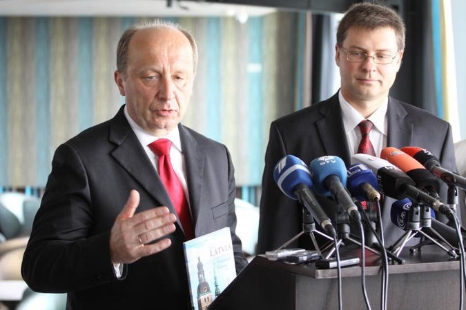 Lietuva nekonkuruos su Latvija dėl lėšų dujų terminalui