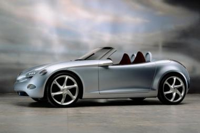 „Mercedes" ruošia A-klasės roadsterį