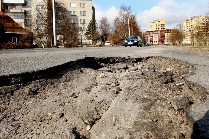 Valdžia žarstosi pažadais: Kauno gatvėms – per 207 mln. litų