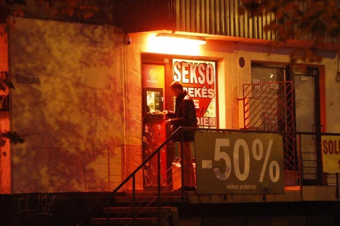 Prisidurti prie stipendijos padeda sekso paslaugos