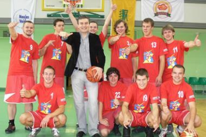 KU sirgaliai protestuos prieš neobjektyvius teisėjus