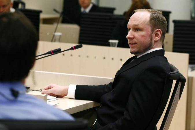 Dėl žudynių teisiamas A.B.Breivikas turėjo sąskaitą „Snore“