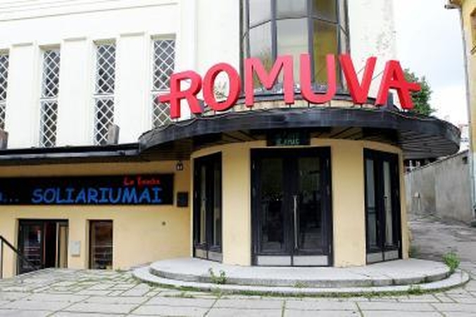 „Romuva“ nutraukė patalpų nuomos sutartį su „Roshu“ (papildyta)