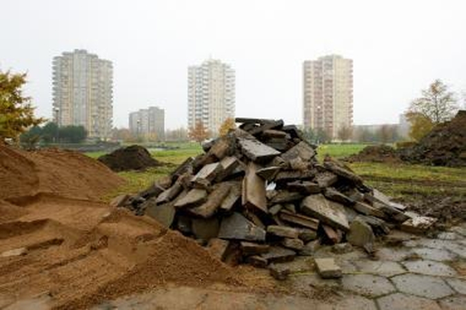 Čečėnijos aikštę lopys iš gabalų (papildyta)
