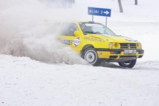 "Halls Winter Rally 2010" triumfavo Latvijos lenktynininkai