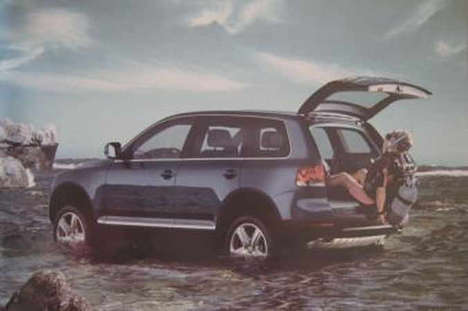 Kiek išleidžiama automobilių reklamai?