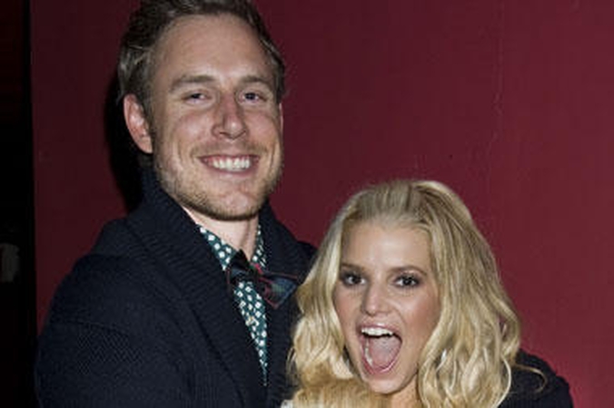 Jessica Simpson planuoja slaptas vestuves?