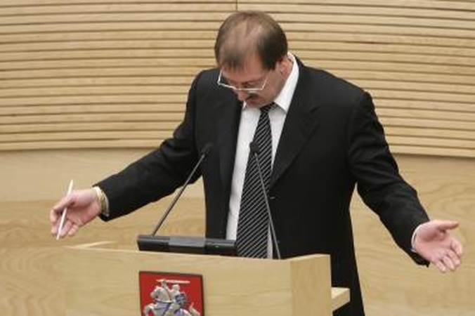 V.Uspaskichui bus įteiktas Europos Parlamento nario pažymėjimas