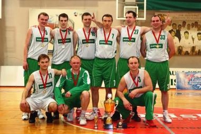 „Makroflex“ krepšininkai - KKML "Verslo B" varžybų čempionai