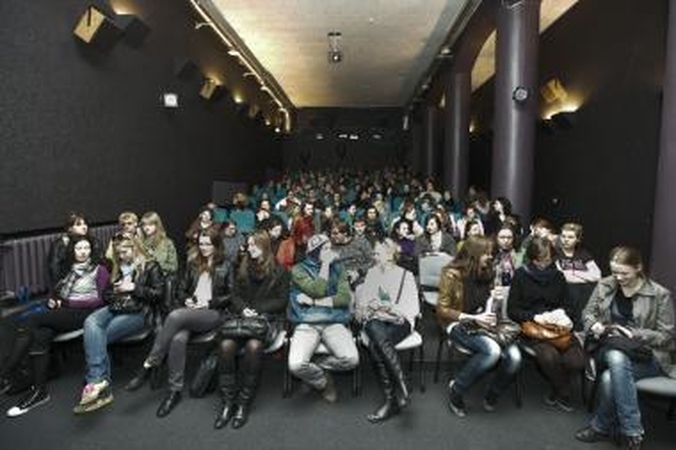 "Vilniaus dienos" kine pritrūko kėdžių