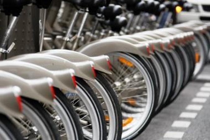 Niekas nenori terliotis su dviračių nuomos sistema Vilniuje