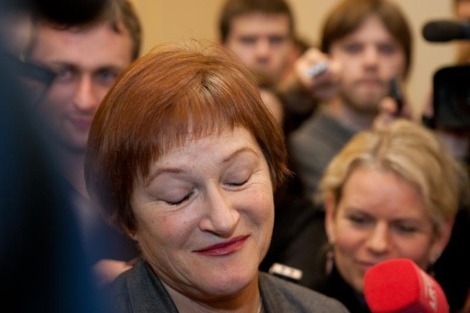Prezidentė: tikiuosi, kad B. Vėsaitė galės tęsti darbą