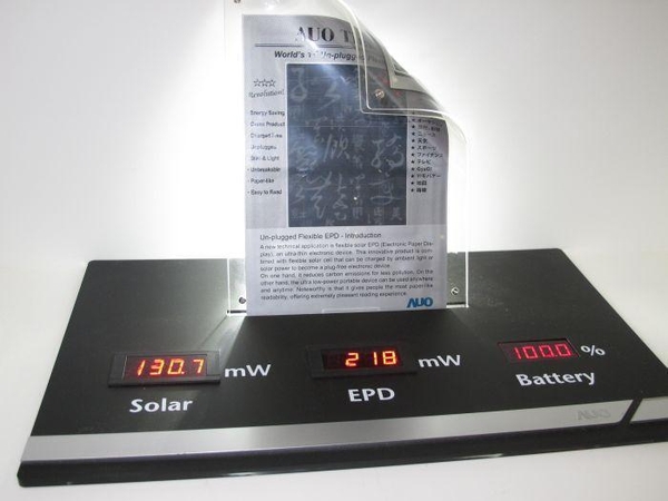 Sukurtas lankstus elektroninis popierius su integruota saulės baterija