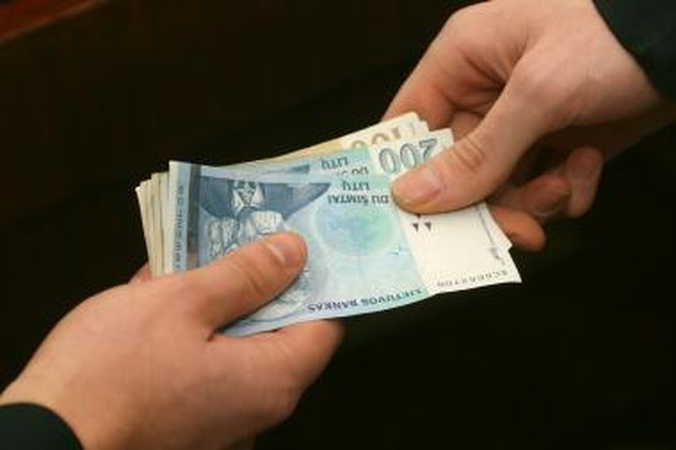 Prezidentė su teisingumo ministru ir Seimo nariais aptars, kaip efektyviau kovoti su korupcija