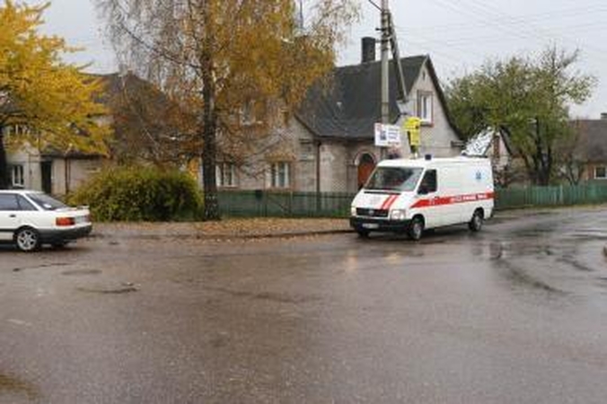 Policija ieško moterį mirtinai sužalojusio vairuotojo (papildyta)