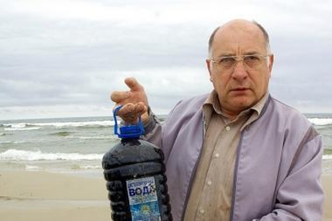 Rusai atsikratė naftuotu balastu