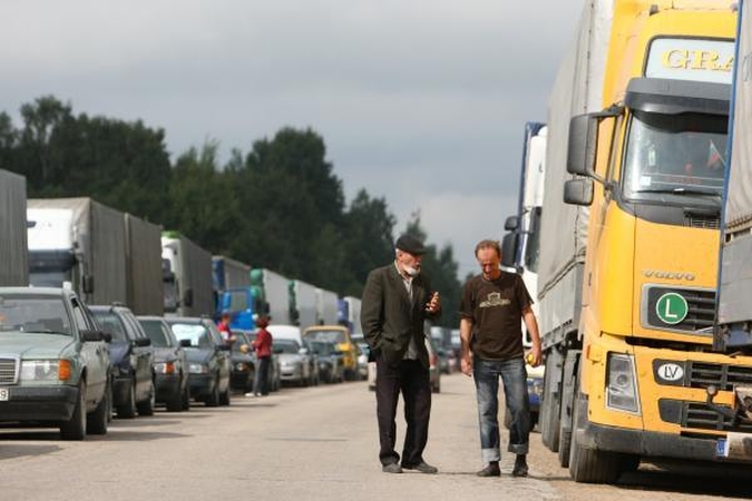 Lenkų ir rusų susitarimas Lietuvos vežėjams teikia vilčių