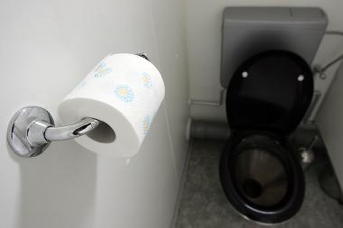 Nuo nuolatinės smarvės žmonės turi gelbėtis patys?