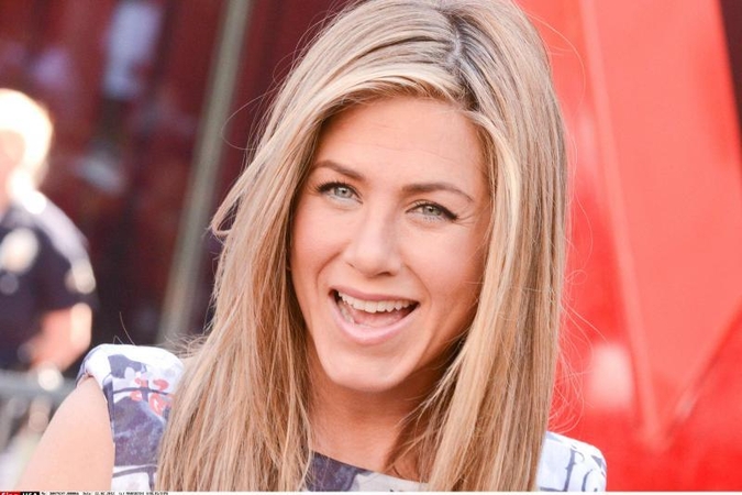 Aktorei J. Aniston komplimentai dėl nuostabaus šokio aplink strypą