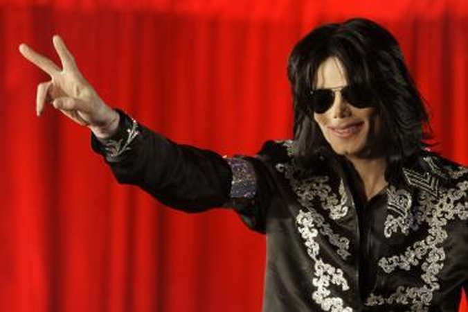 Mirė popmuzikos karalius Michaelas Jacksonas (papildyta)