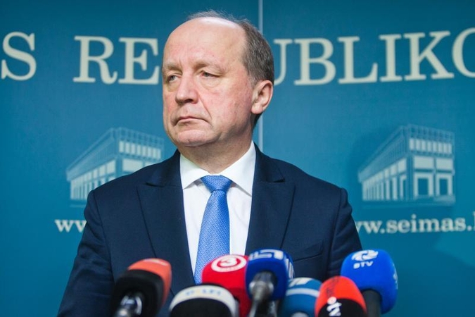 Premjeras laukia LiCS žingsnių, kad konfliktas būtų išspręstas