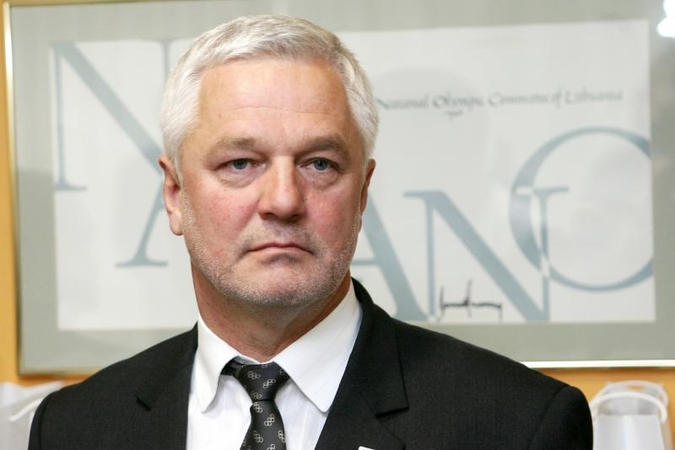 Seimas panaikino V.Matuzo neliečiamybę  