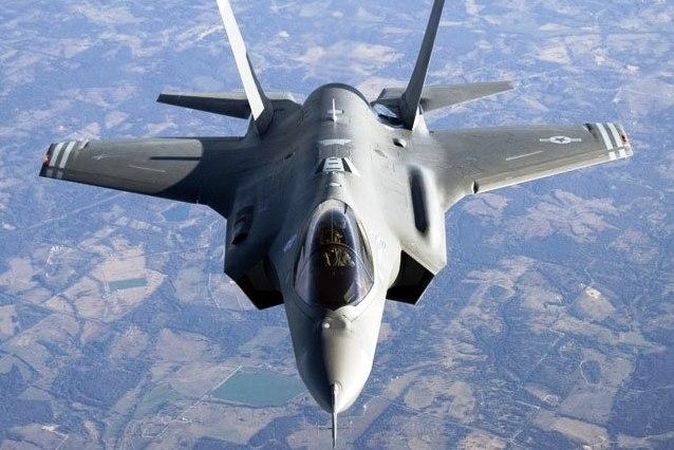 F-35A atliko pirmą per 6 metus naktinį skrydį