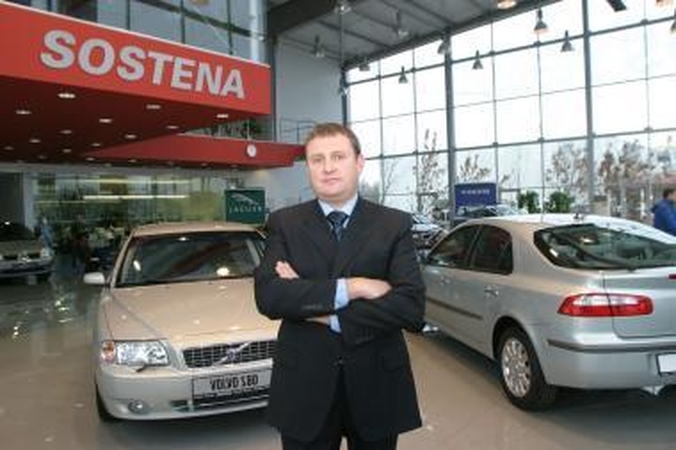 Panevėžyje - nauji „Volvo“ ir „Renault“ salonai