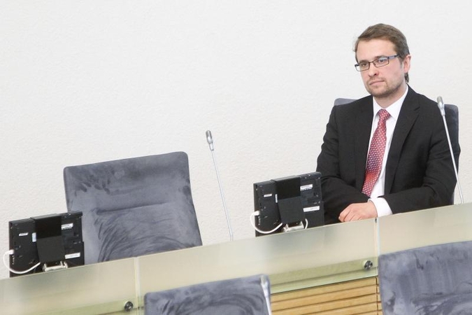 Seimas: netekti Z.Vaigausko gaila, bet jį pakeisti – būtina