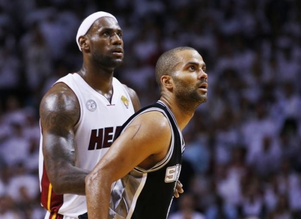 „Spurs“ iki NBA čempionų titulo liko vos žingsnis